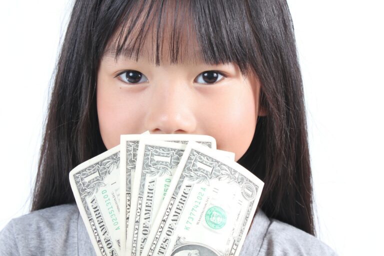 Tips Teaching Kids About Money